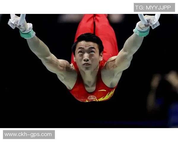 在风暴中心的冷静者足球明星如何在压力下保持镇定与专注